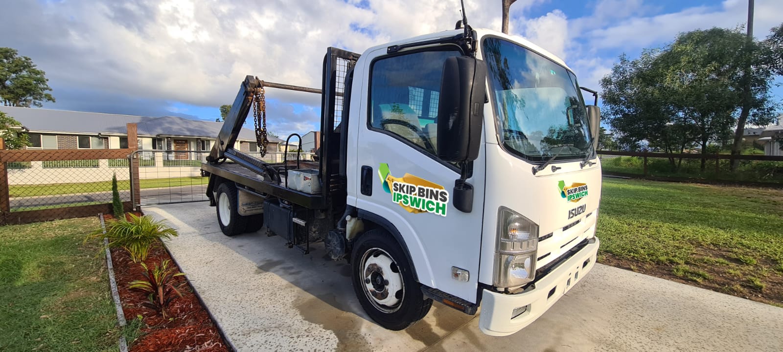 skip bin hire Brookwater