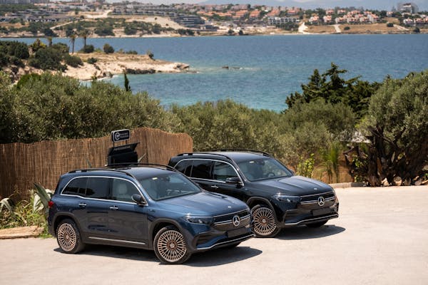 4 Seater Convertible Cars: The Perfect Blend of Luxury, Performance, and Practicality