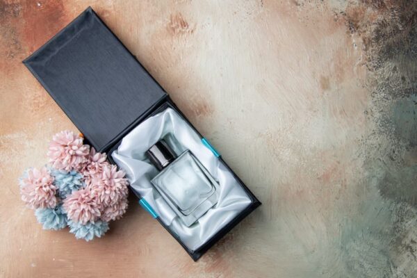 How Singapore Perfume Brands Are Elevating Corporate Gifting in 2025? Singapore Perfume